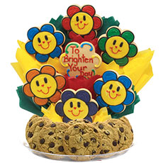 Gluten Free Smiling Face Daisies BouTray™ - 